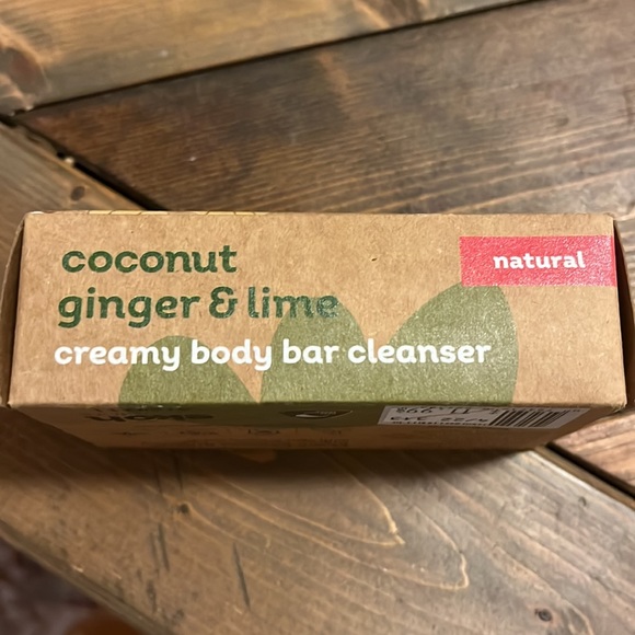 Coconut – Ginger & Lime ekoh 7oz creamy body bar cleanser - Picture 4 of 4